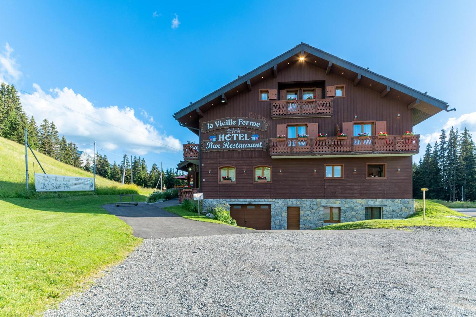 Отель La Vieille Ferme Маниго Экстерьер фото